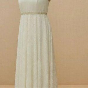 Ivory wedding dress